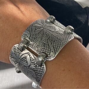 Vintage Art Deco Bracelet 1920s Prohibitior
Hammered Panel Peacock Feather Bow